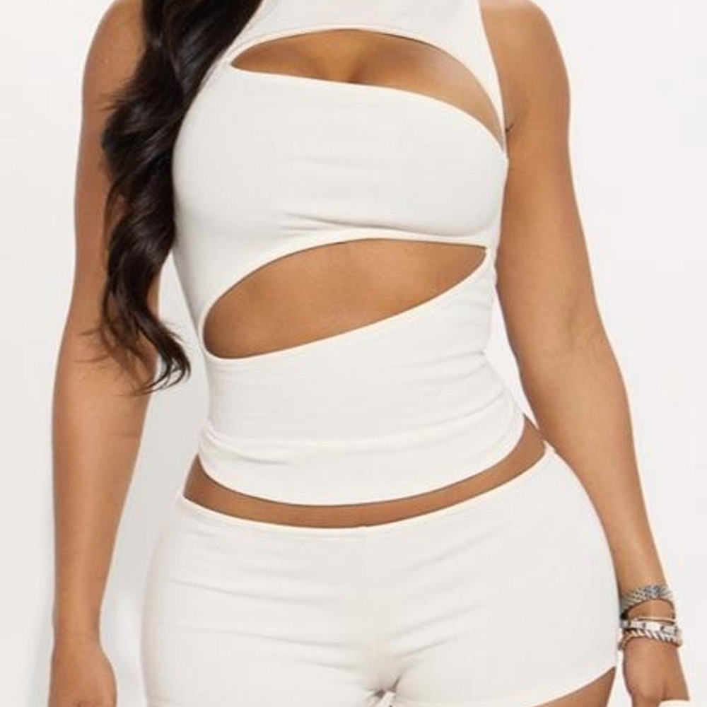 Fashion Nova White Ribbed Cut Out 2 Piece Set Sleeveless Top Micro Shorts NWT